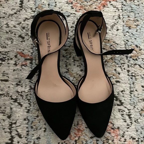 Call It Spring Ankle Strap Pointed Toe Black Pump - Picture 1 of 5